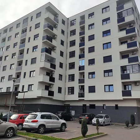 Apartament Luka *